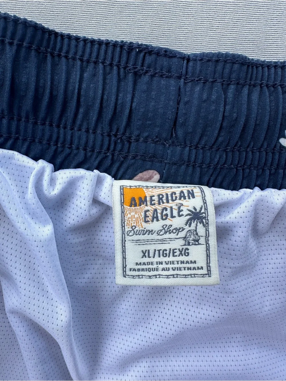 🎉5 for $45🎉 American Eagle swim trunks shorts man size XL